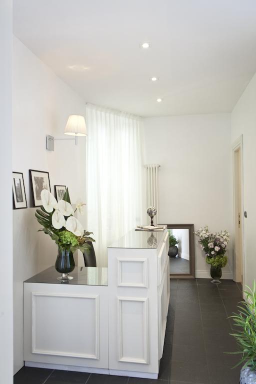 Garibaldi Suites Piazza Di Spagna روما المظهر الخارجي الصورة