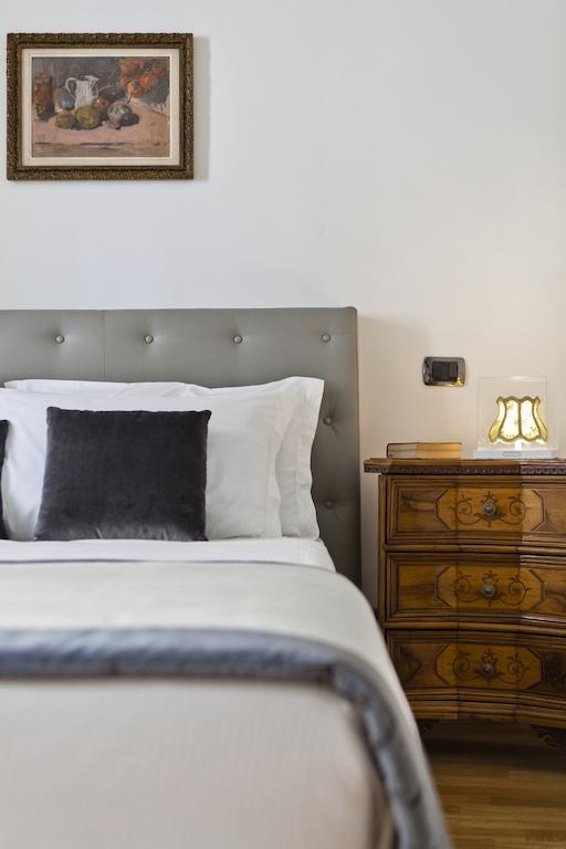 Garibaldi Suites Piazza Di Spagna روما الغرفة الصورة