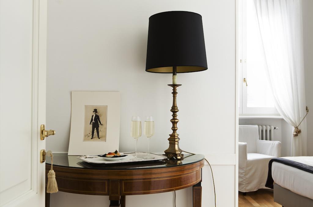 Garibaldi Suites Piazza Di Spagna روما الغرفة الصورة