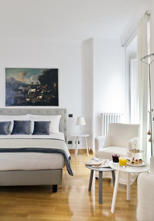 Garibaldi Suites Piazza Di Spagna روما الغرفة الصورة
