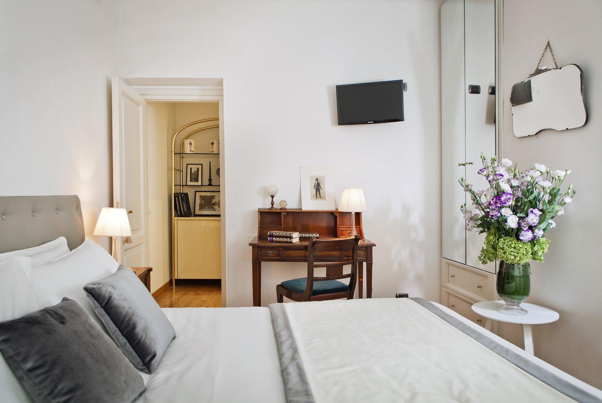 Garibaldi Suites Piazza Di Spagna روما المظهر الخارجي الصورة